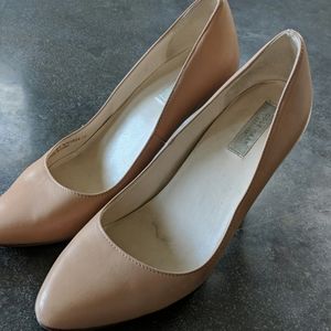 Nude Cole Haan Heels, size 5